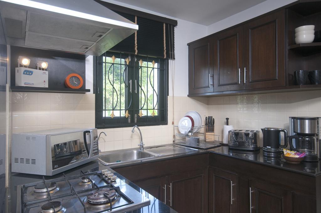 Baan Santhiya Villa 3 ク ラビ エクステリア 写真